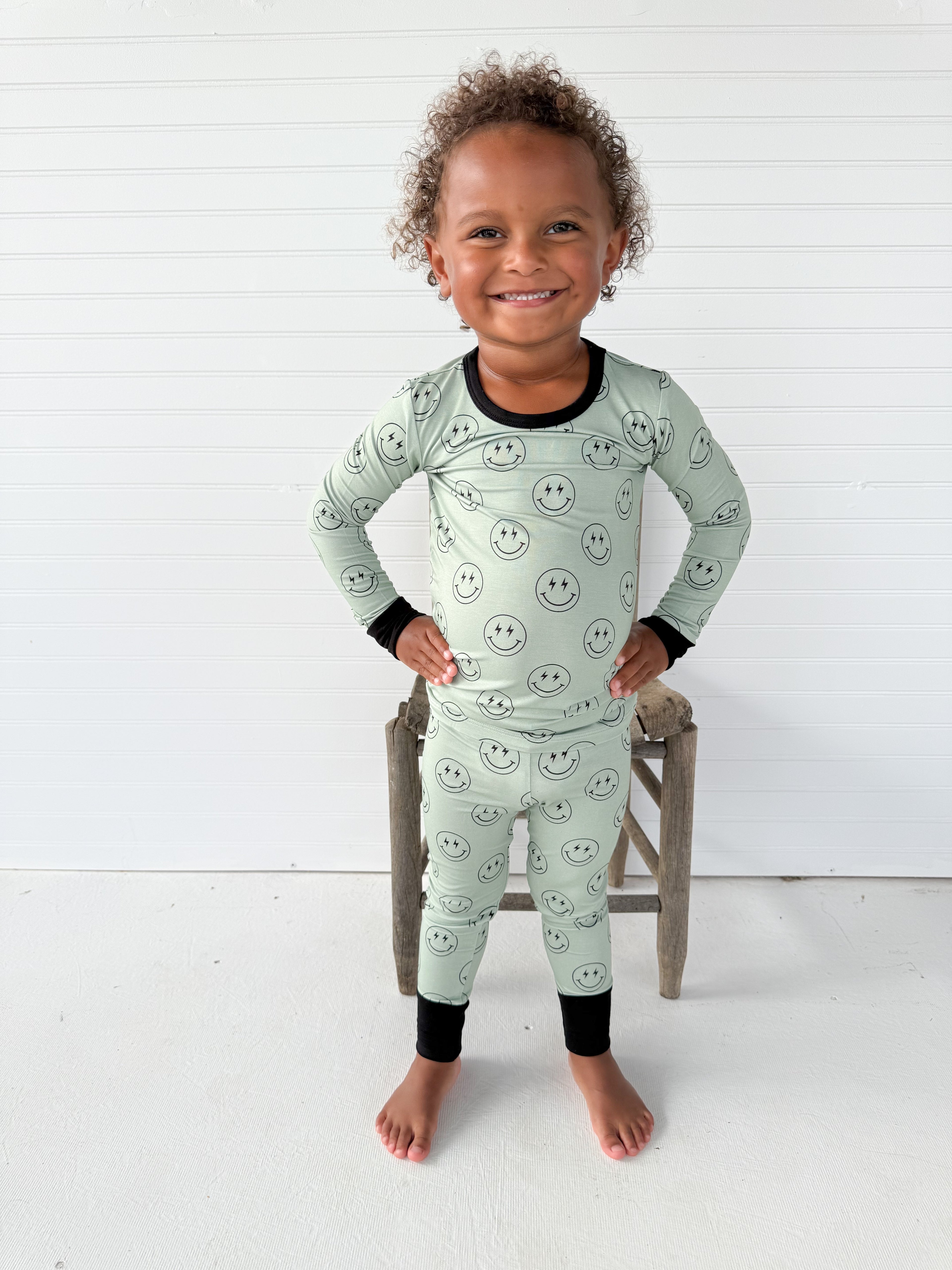 Pistachio Smileys Two Piece Set