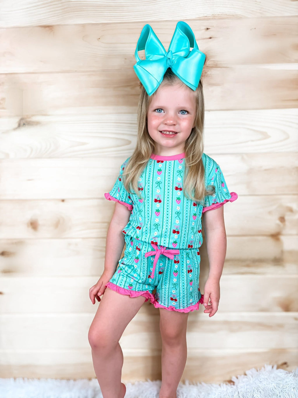 Berry Sweet Bows Kids Ruffle Short Set