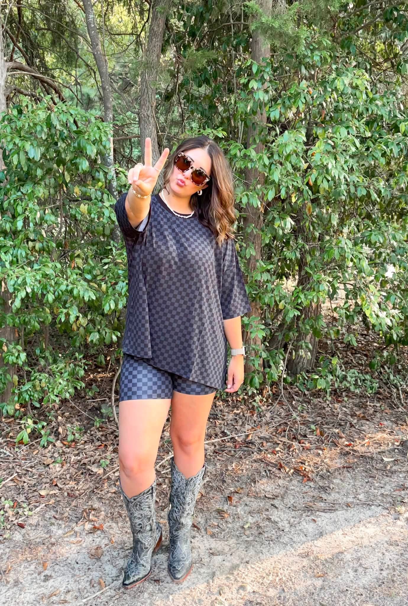 Ink & Onyx Checks Womens Biker Short Set