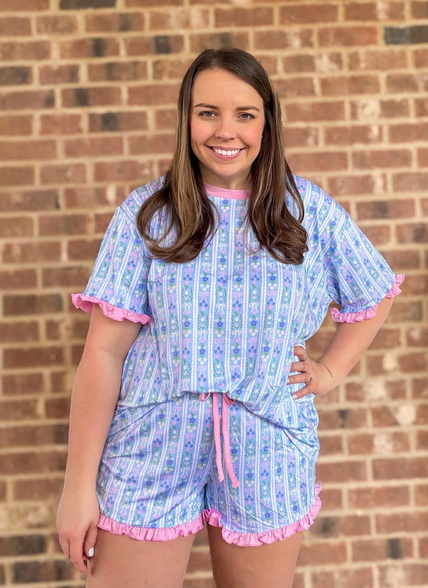 Eloise Womens Ruffle Short Set