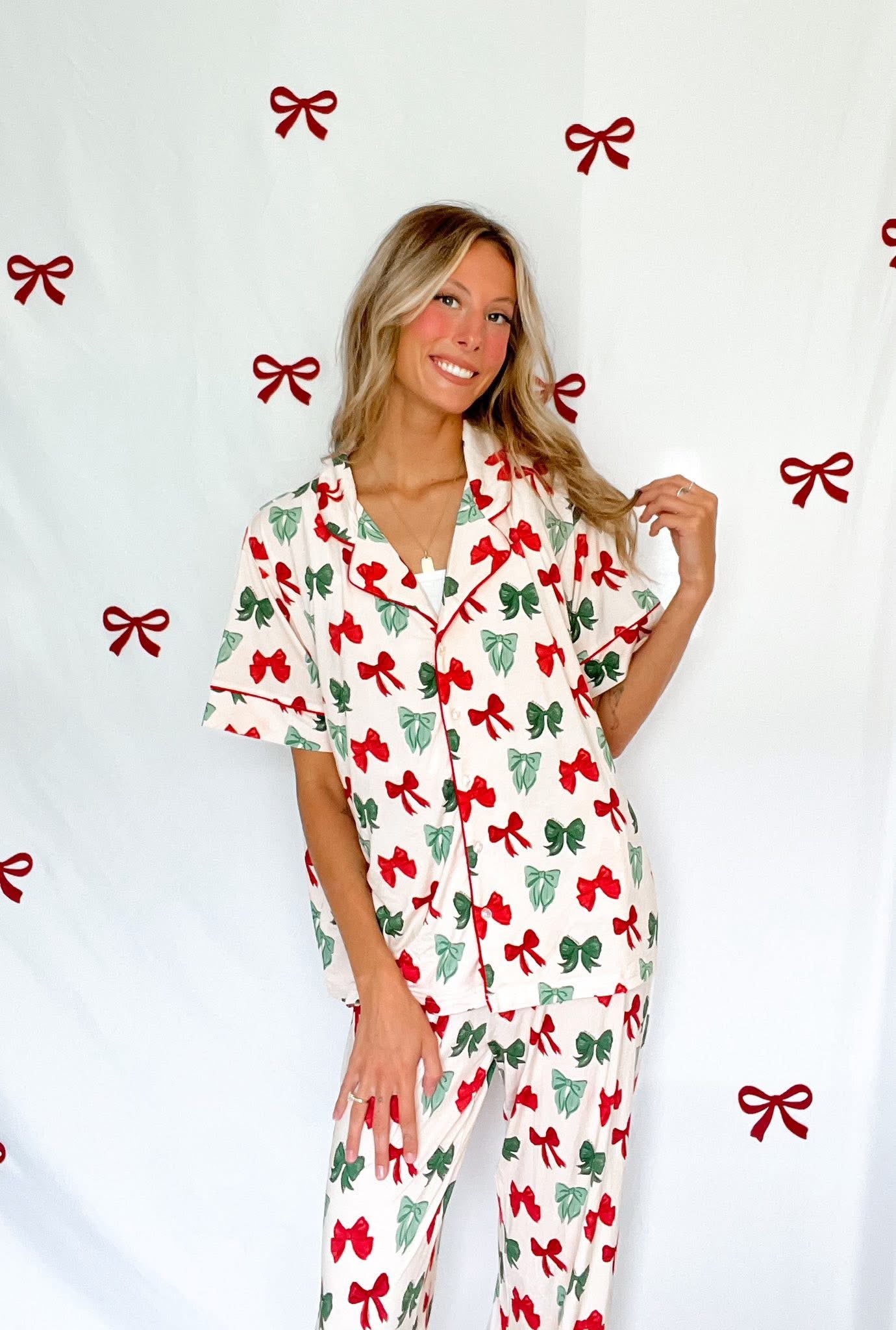 Bronx&Co. Christmas Bows Womens Pant Set