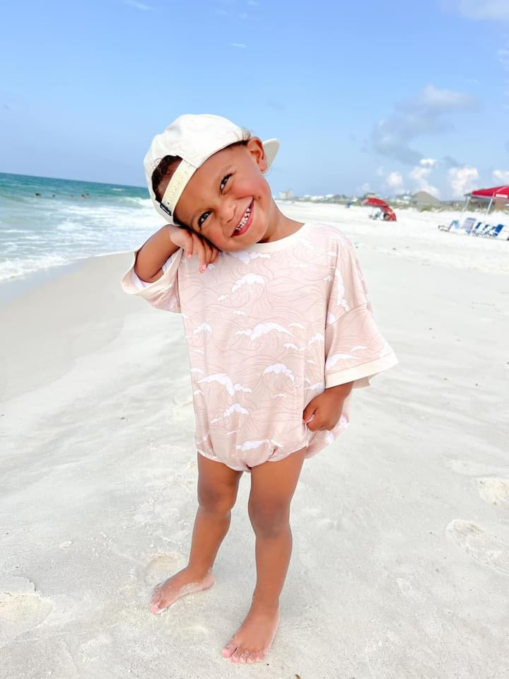 Neutral waves Oversized bubble romper