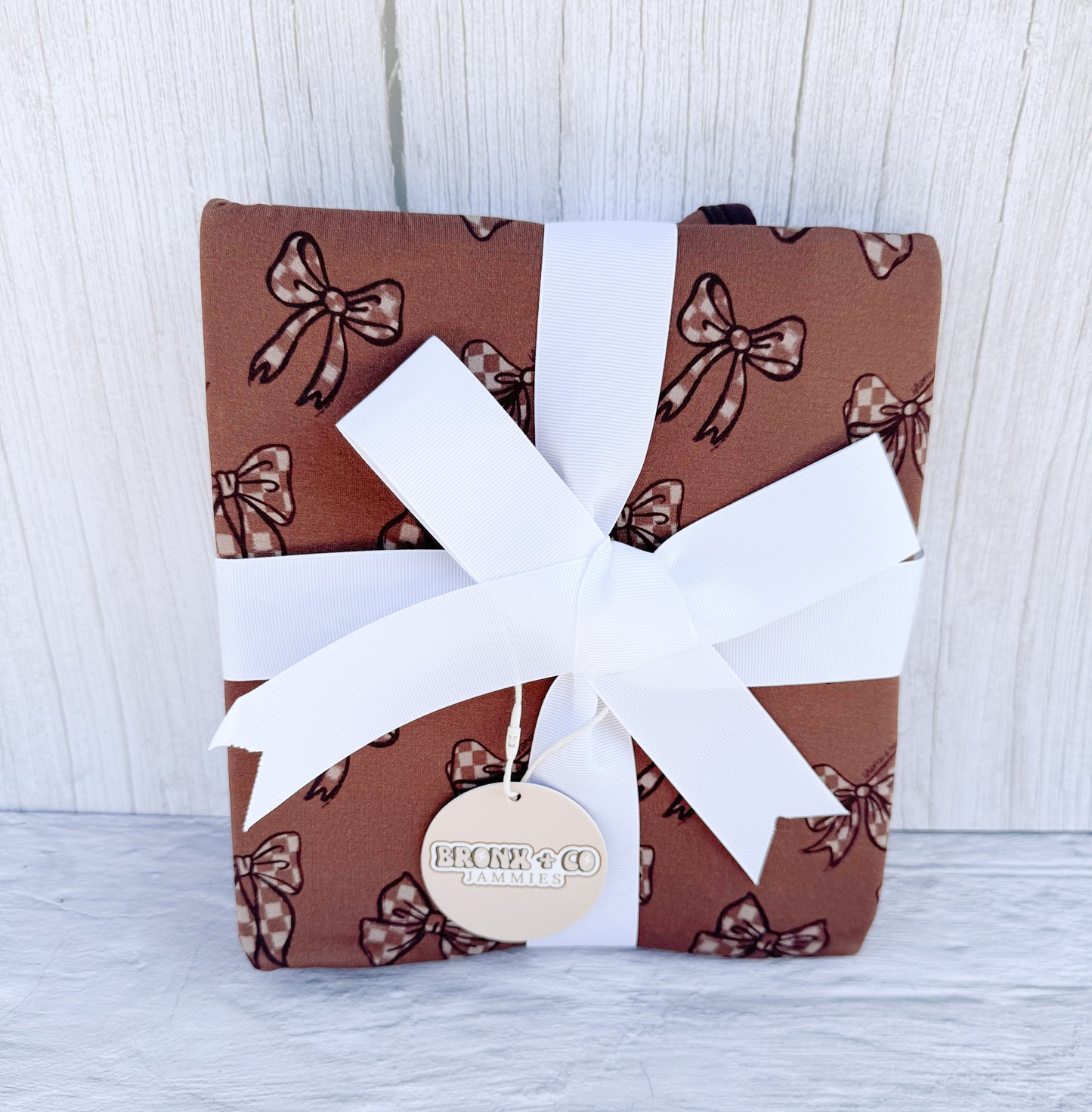 Bronx&Co. Chocolate Checkered Bow Blanket