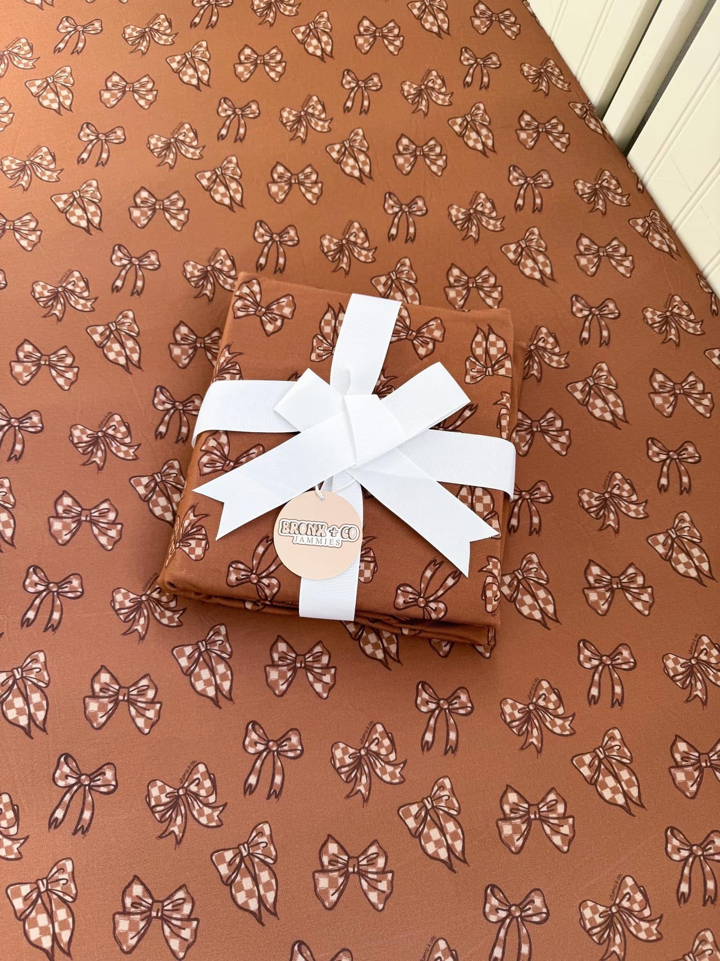 Bronx&Co. Chocolate Checkered Bow Blanket