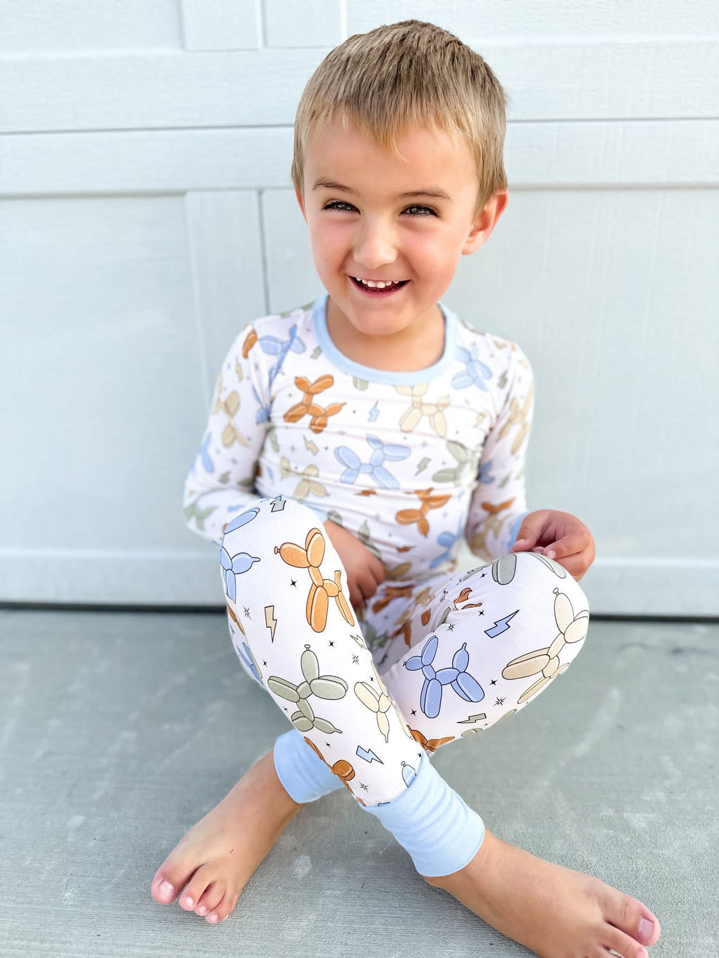 Retro Balloon Dogs Two Piece Set