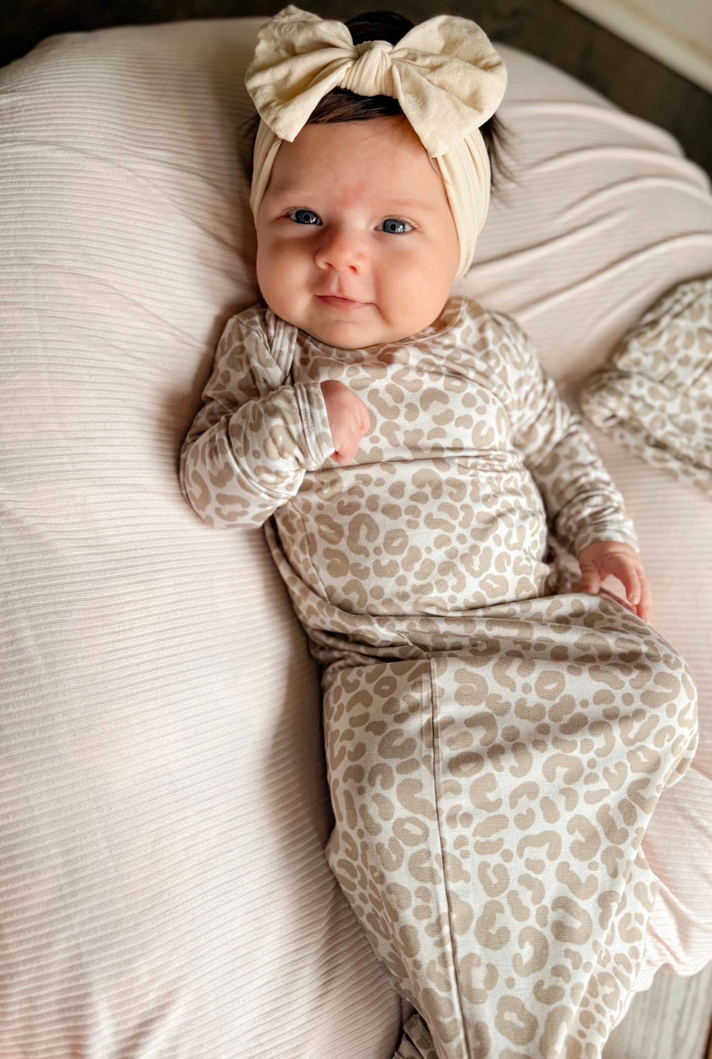 Oat Leopard Newborn Knotted Gown/Hat