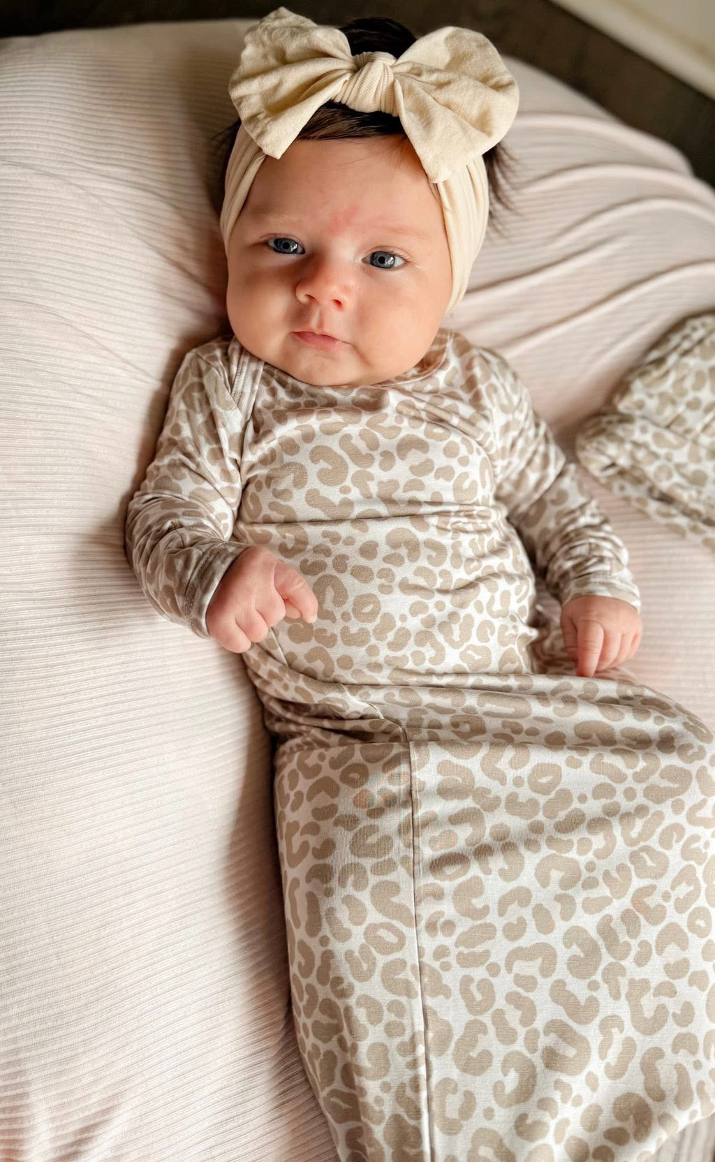 Oat Leopard Newborn Knotted Gown/Hat