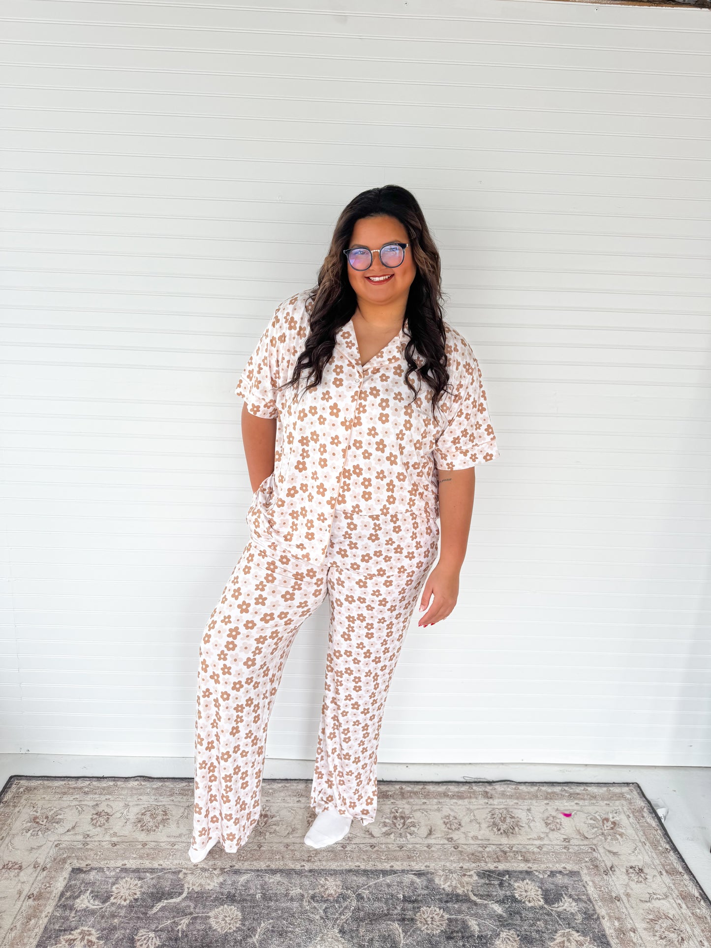 Neutral Daisy Womens Pant Set
