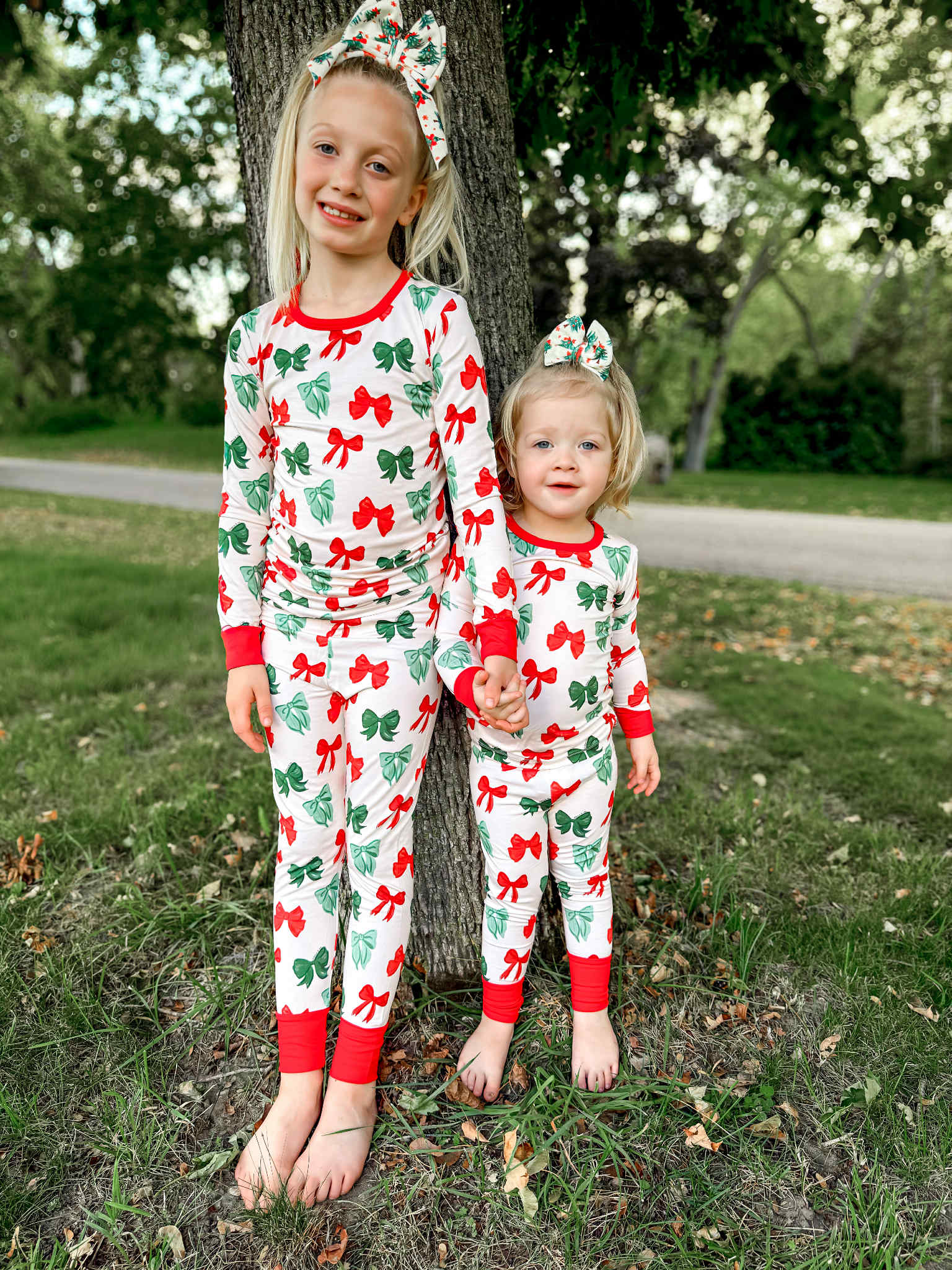 Bronx&Co. Christmas Bows Two Piece Set